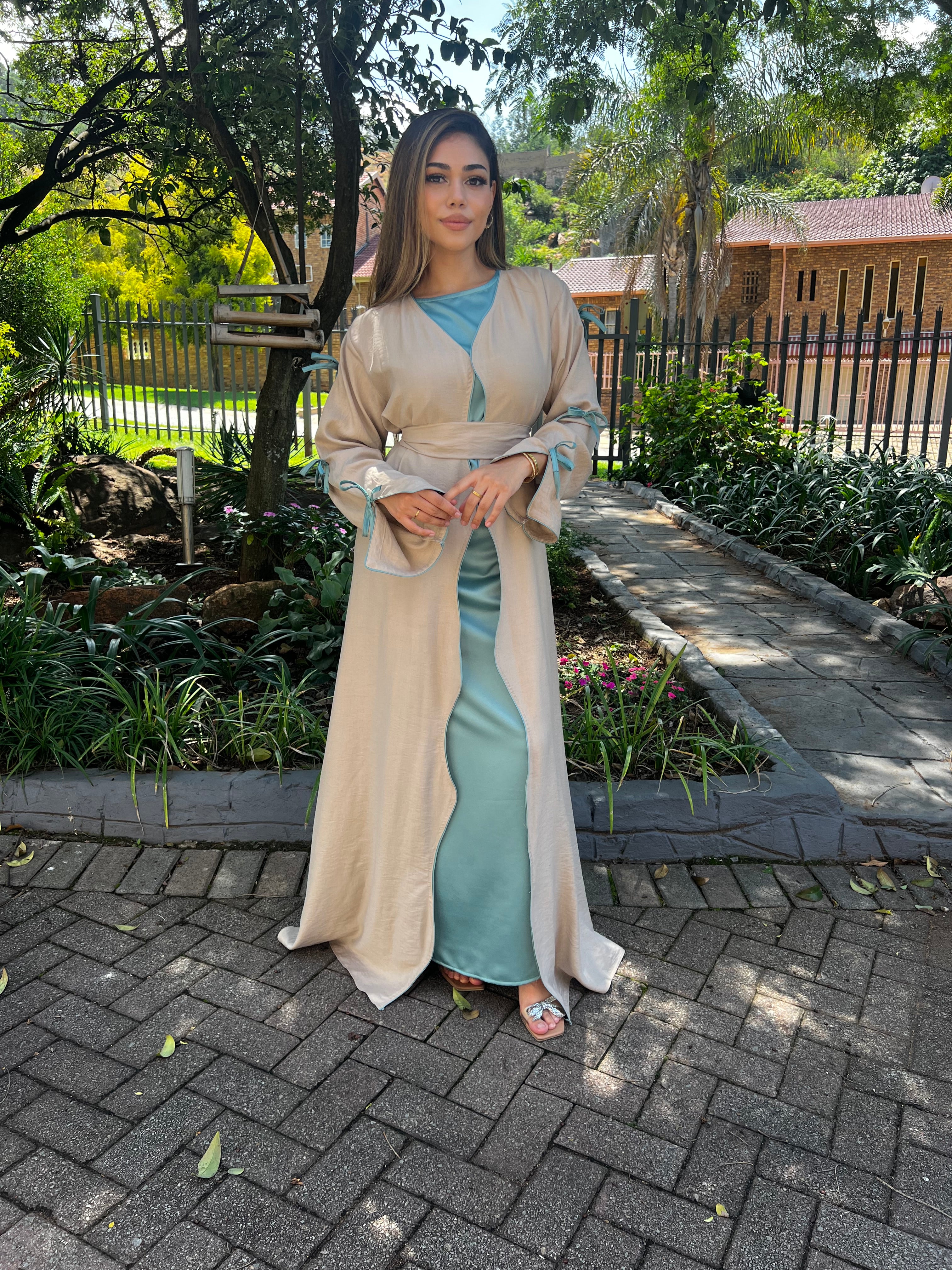Belle abaya in Teal